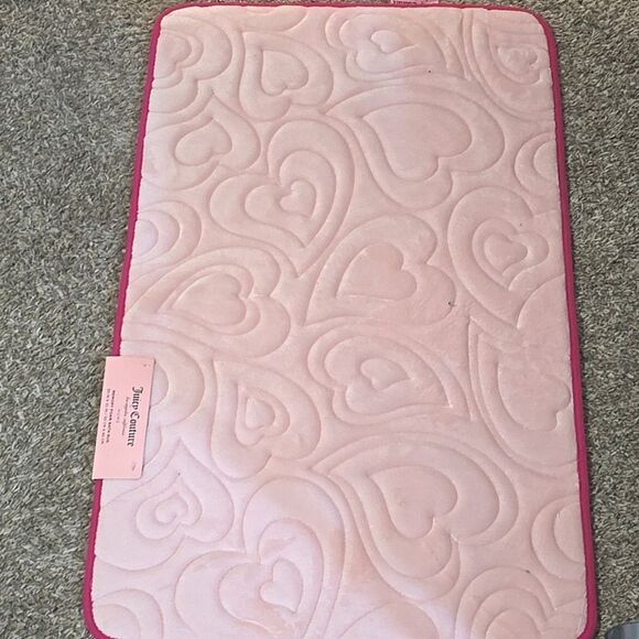 Juicy Couture Home Heart Embossed Memory Foam Bath Rug - Picture 5 of 7